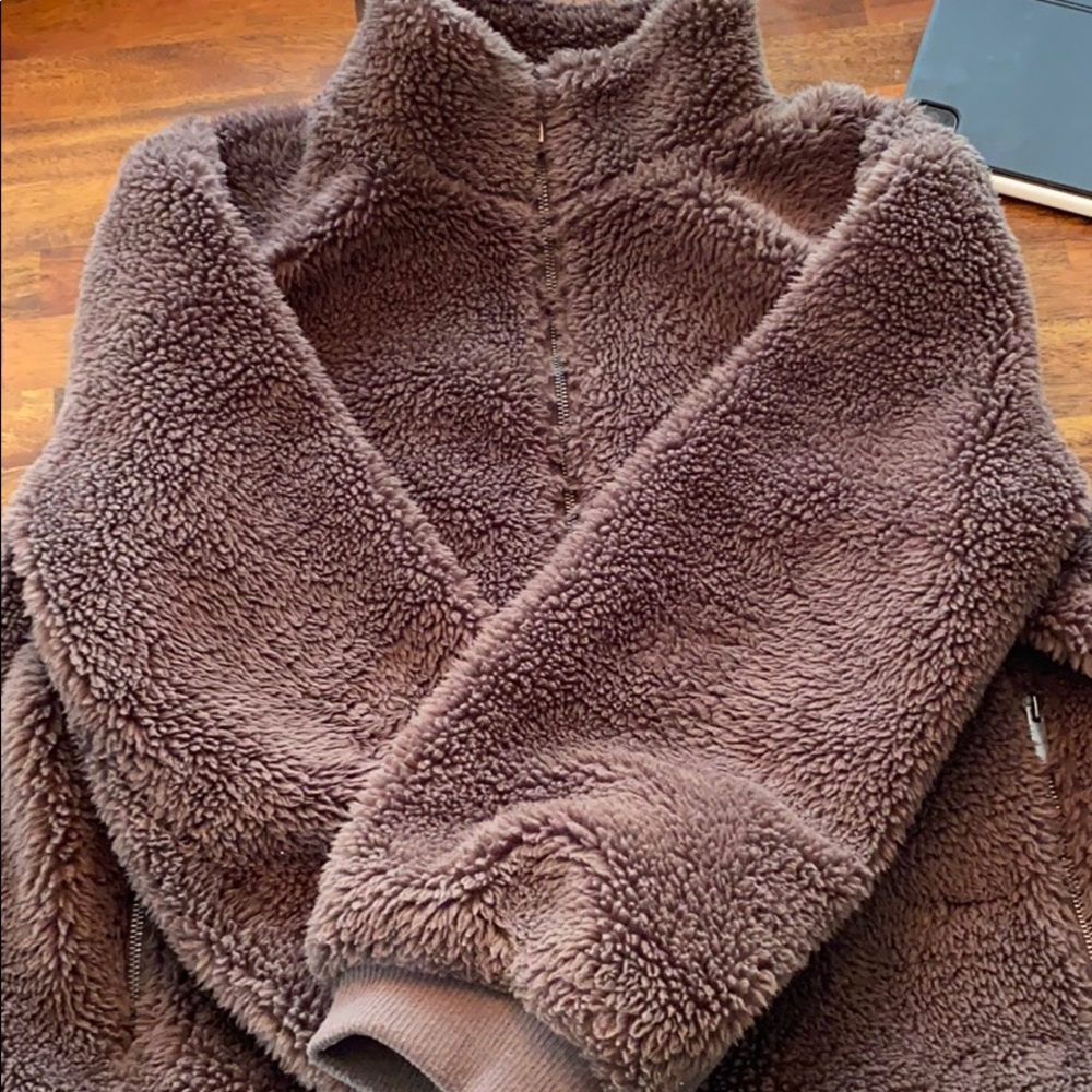 Dark brown oversized Sherpa